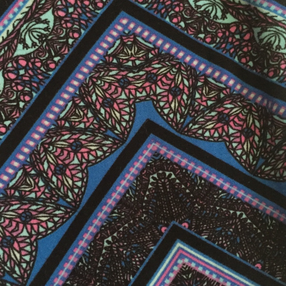 🇺🇸Women’s bundle of 3 One size  leggings🇺🇸 - Picture 5 of 7